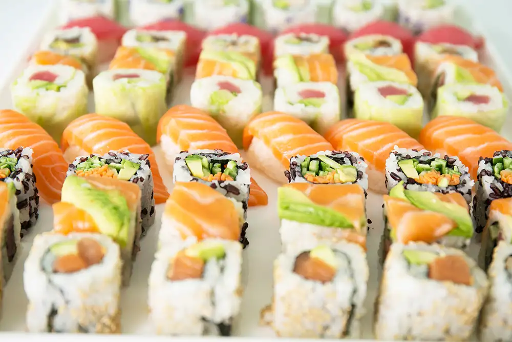 Làm sushi bằng gạo gì?